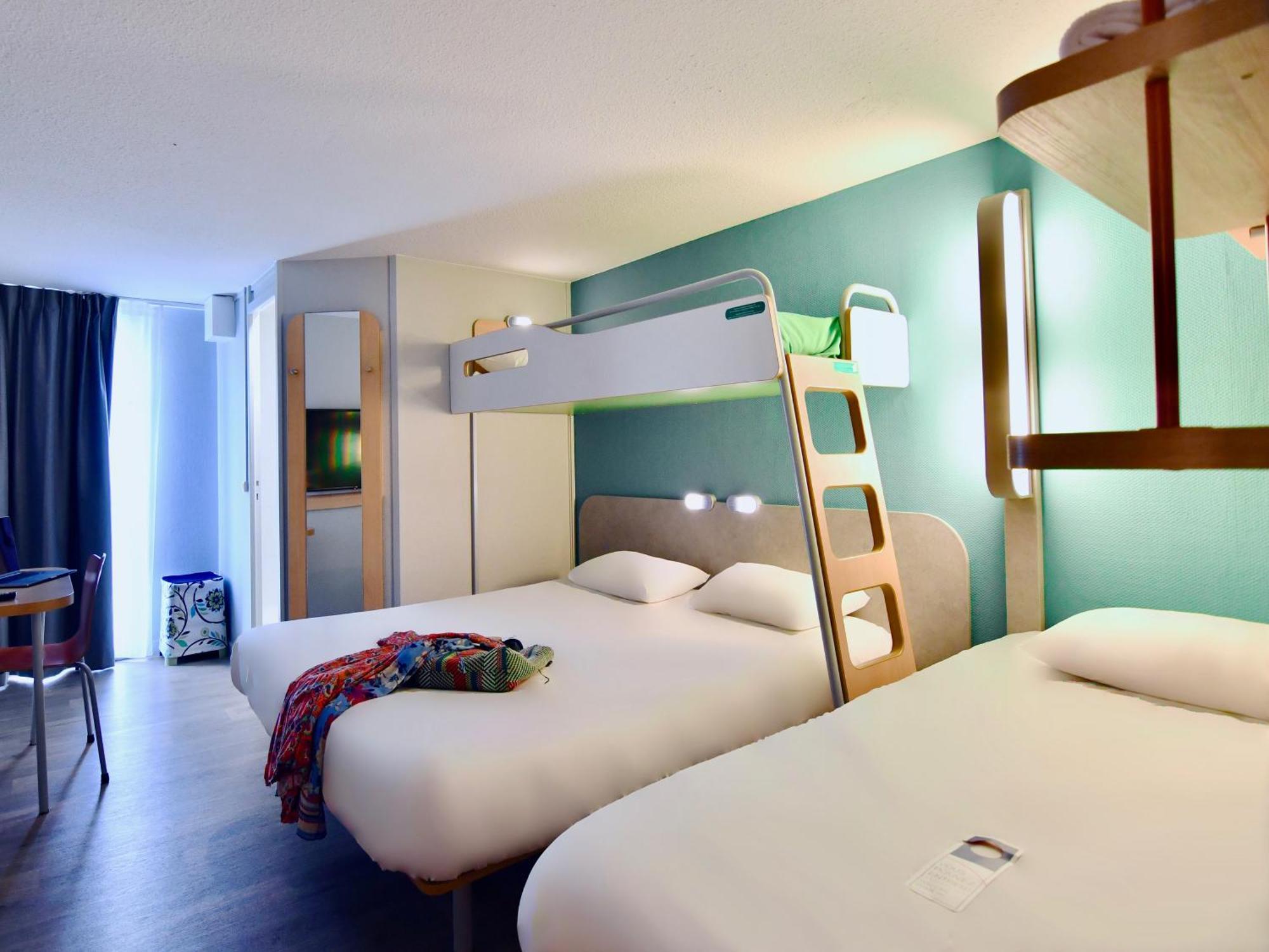 Ibis Budget Vannes Exterior photo